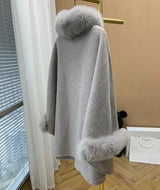 New Fashion Camel Color Big Cape Woolen Real Fox Fur Collar Poncho Luxurious Winter Shawl with Fur Cuffs