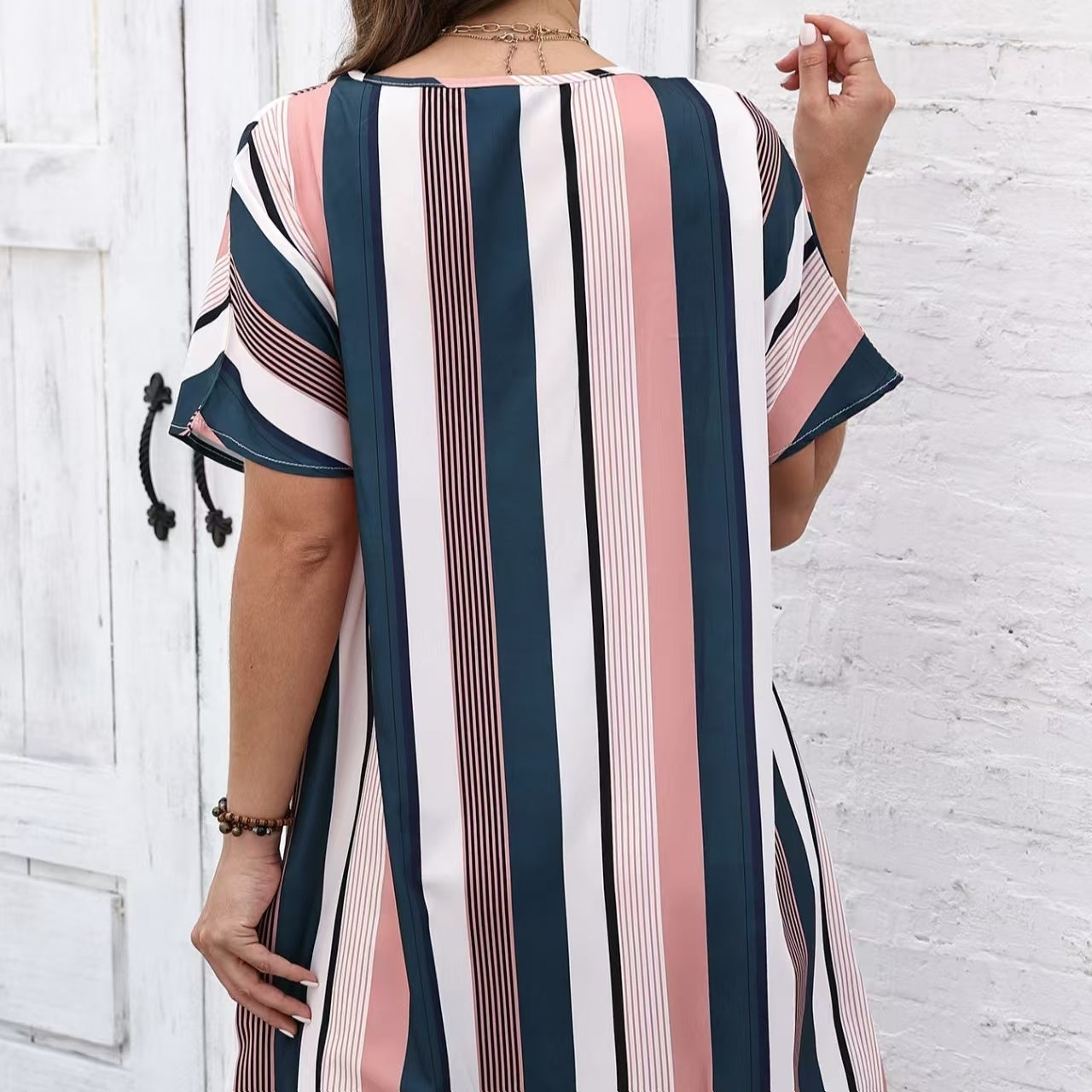Ladies' Contrasting Striped Print V-Neck Short Dress – Casual Loose Fit for Effortless Style