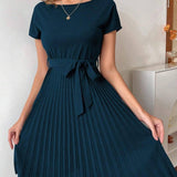 Solid Color Belt Pleated Batwing Sleeve Women Long Dress-2